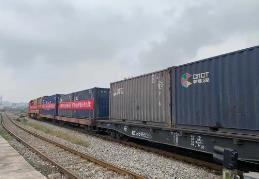 四川：用好中老班列、西部陸海新通道 推動產品出口香港、東南亞