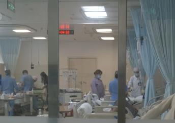 “AI+醫療”規模化應用“加速跑” AI健康管理迎來爆發期形成萬億級市場