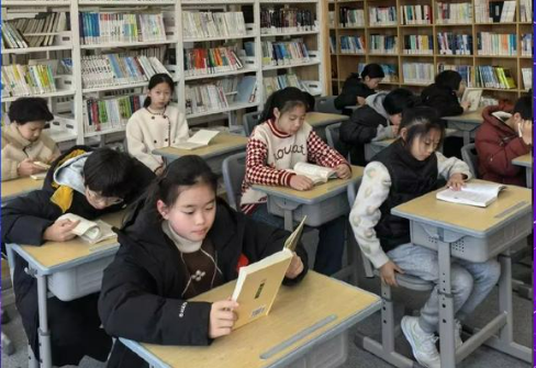 兩部門發文推出青少年讀書行動，鼓勵學校每周開設1—2節閱讀課