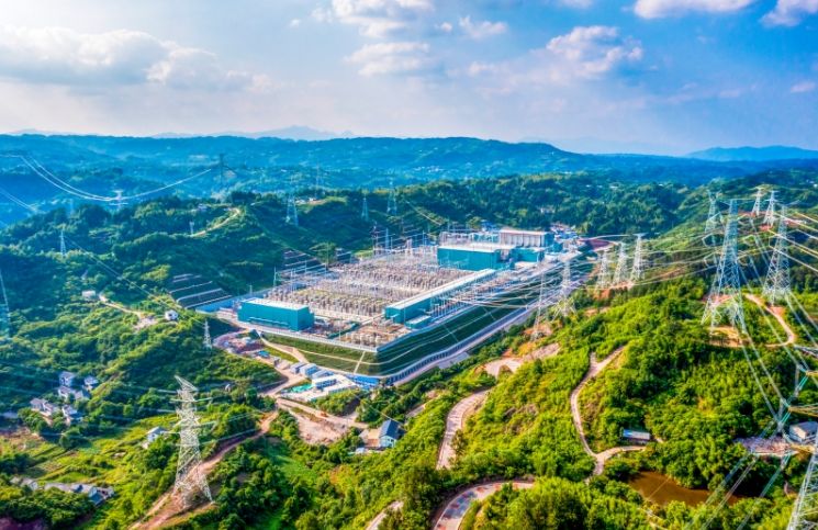 年送電超360億度！第三條“疆電外送”直流大動脈投產