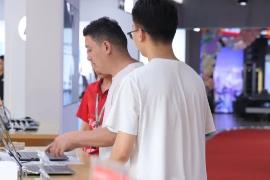 買電腦、考駕照、去旅行……“考后經濟”透出消費新趨勢