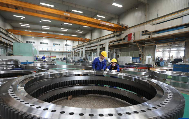 第8000臺國產風機主軸承下線 風電核心大部件國產替代再上新臺階