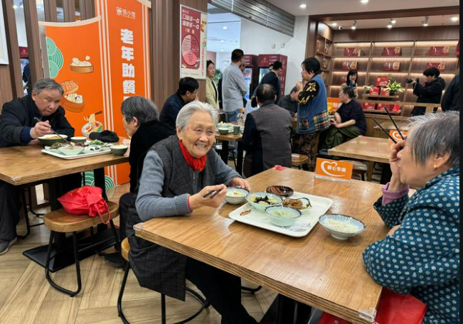 今年中央財政投入3億元支持老年助餐服務