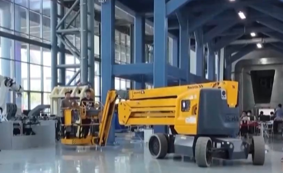 從實驗室到地鐵站 前沿科技成果競相涌現