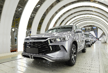 中國新能源汽車如何逐“新”提“智”——中國經濟年中觀察之二