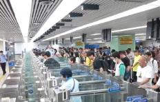 研學游、親子游，創新高！透過數據看各大口岸迎來出入境客流高峰