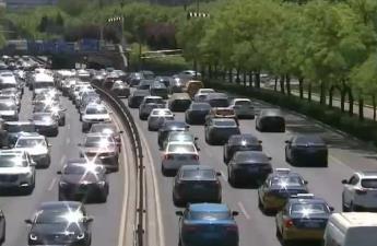 促消費政策發力顯效 上半年我國汽車產銷量均超1500萬輛