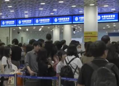 簽證便利化、“避暑游”“夜經濟”釋放吸引力 “中國游”成暑期“熱”體驗