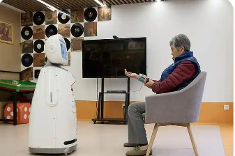新產品新技術集中涌現 養老機器人應用提速