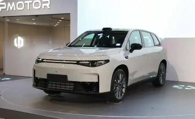 零跑C10全球交付量累計突破15萬臺