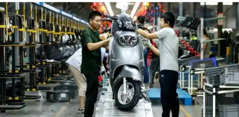 年產超1500萬輛 重慶劍指全球智聯電動車之都