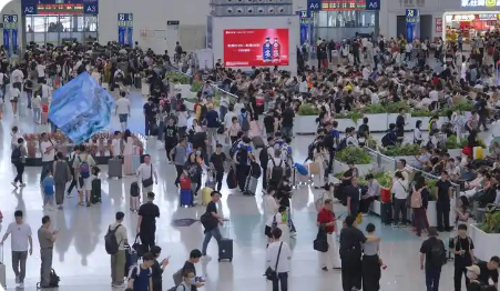 2025年鐵路暑運圓滿收官，客貨運量均創歷史同期新高