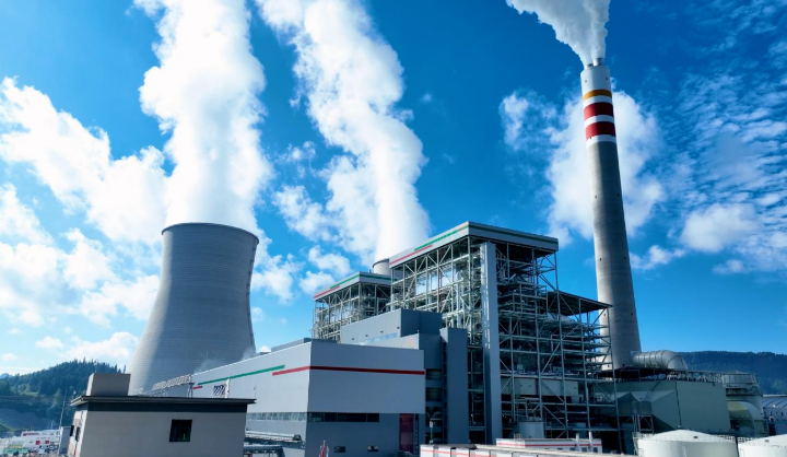 世界首臺套660兆瓦超超臨界雙拱型燃煤機組投運