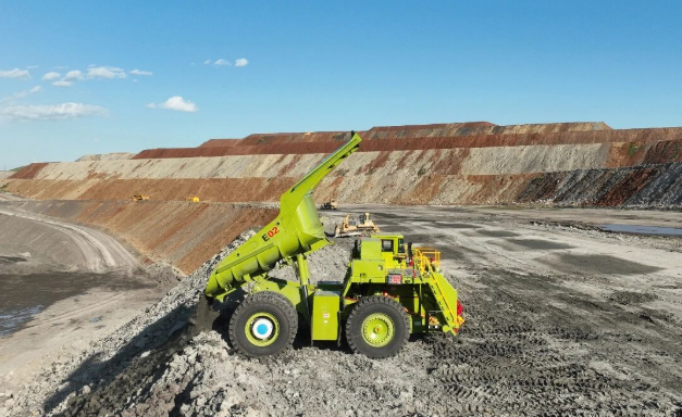 北重集團研制生產的NTE150E純電動礦用自卸車填補國內空白