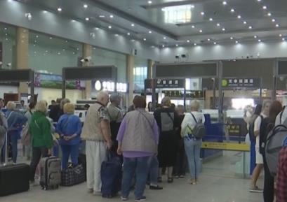 對俄免簽剛落地 邊境口岸迎大批俄游客