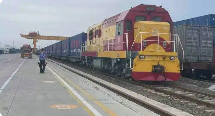 山東中歐班列再添定制化專列！1-8月特色班列開行355列