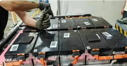 多方混戰新能源汽車后市場 配件流通網絡亟待完善