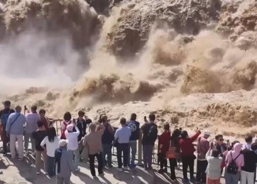 “錯峰游”“親水游”“文化游”……文旅消費“熱”力全開 釋放高質量發展新潛力