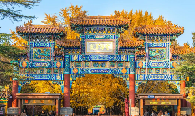 牌樓——樓檐下流轉的東方詩韻