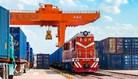 中歐班列中通道今年通行量超3000列