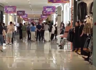 大潮引客來！大潮“東風”催熱文旅、餐飲、時尚產業消費熱潮