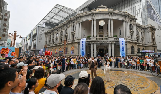 “戲聚天津”——2025天津戲劇節好戲連臺繪就文旅新圖景