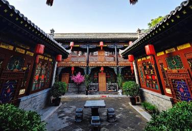 住酒店還能逛展？住宿業玩起“文旅混搭” 體驗感拉滿