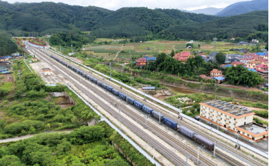 “鋼鐵絲路”重塑區域經濟版圖