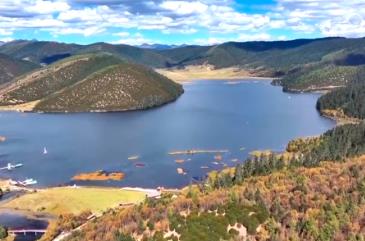 特色賞秋帶動旅游市場持續火熱