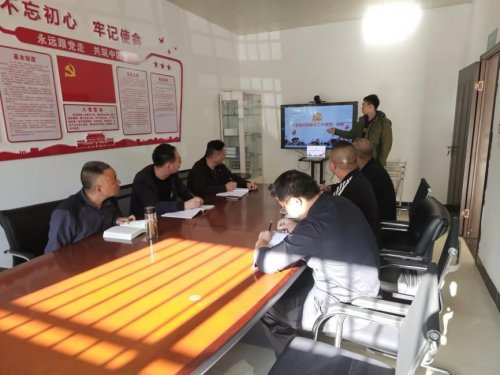 羅田煙草：清風徐來，廉花盛開