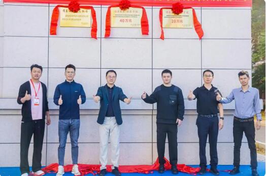 舒華體育捐贈專業體育器材，助力泉州五中校園體育建設