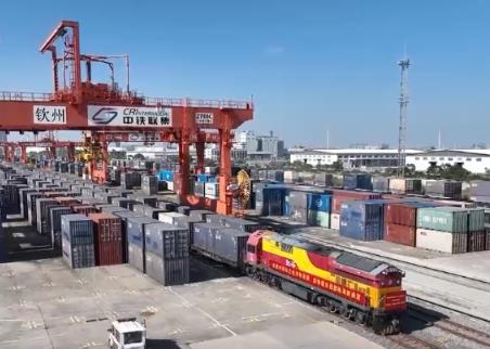 從“連線成片”到“織網結鏈” 中歐班列激活亞歐物流脈動 更多“中國制造”融入全球產業鏈