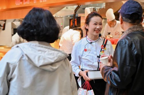 實探西貝新店開業：菜品全面降價，性價比提升