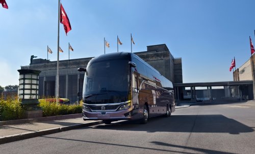 金旅客車：以智能化、網聯化重新定義高端客車未來