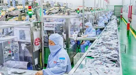 河南休閑食品生產企業去年營收超九百億元