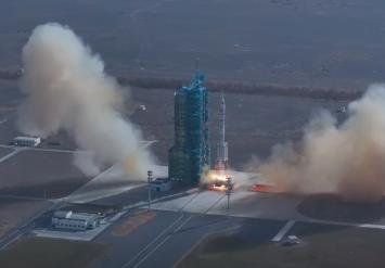首次啟動應急發射 太空“換乘”展現中國航天“硬核”實力