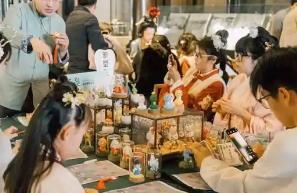 86.4%受訪青年感覺體驗非遺的年輕人越來越多