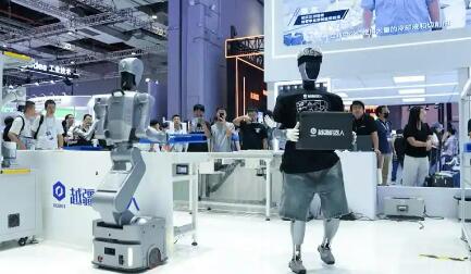 防范重復度高產品“扎堆”上市 我國將建立健全具身智能行業準入退出機制