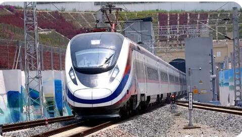 中老鐵路開通運營滿四年 累計發送旅客超6250萬人次