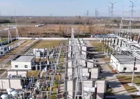 能源保供迎來寒潮“大考” “鋼鐵巨龍”為電煤運輸提供“硬支撐”