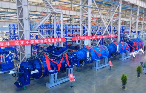 內蒙古首批“沙戈荒”風電全譜系齒輪箱產品下線