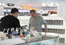 “空箱而來 滿載而歸”：“中國購”火爆出圈 帶動入境消費潛力持續釋放