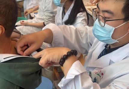 “冬病冬治”正當時：廣州多家醫院“開貼”嶺南“三九天灸”