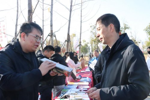 法治深耕終結果 普法惠民暖黃州