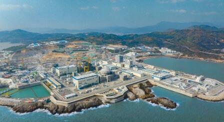 中廣核兩臺“華龍一號”核電機組開始裝料