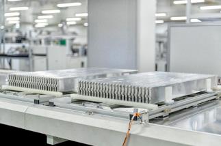 原材料價格飆升傳導至終端 動力電池產業鏈漲價潮起