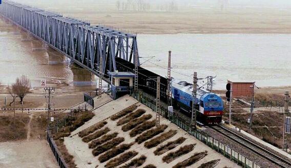 世界首次3.5萬噸群組列車試驗成功 新列車帶來哪些能力提升？