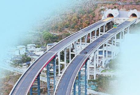 四川高速里程創新高 交管力量如何跟得上