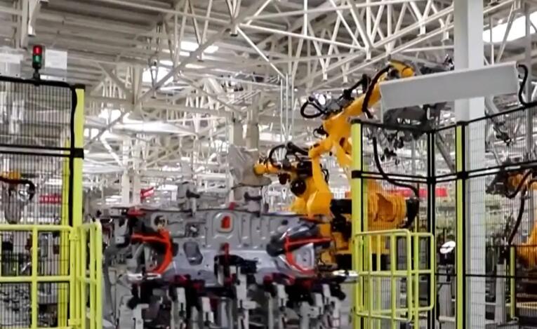 總量較快增長、社會綜合融資成本進一步降低——金融支持實體經濟持續顯效