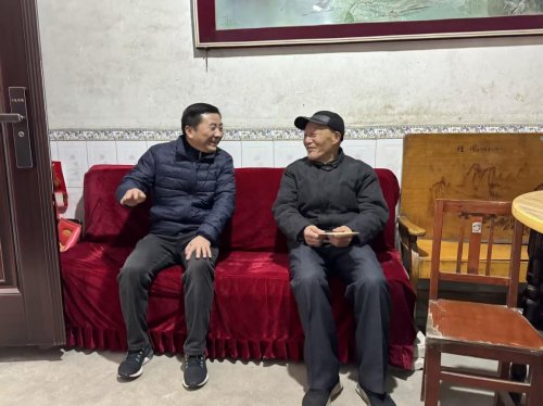 情系桑榆晚 銀發映初心